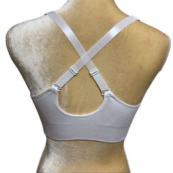 Puma NWOT White Seamless Sports Bra Women Various - Picture 7 of 11